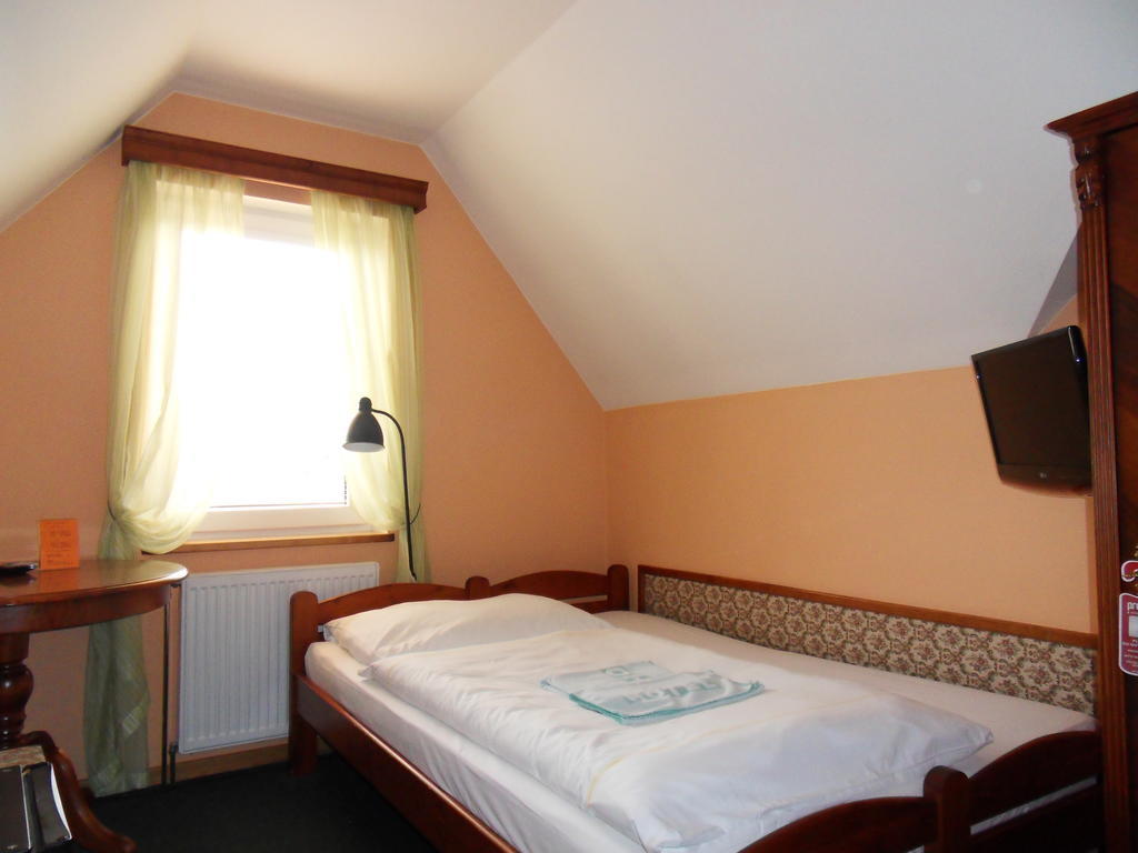 Hotel Garni Na Havlicku Kutna Hora Room photo