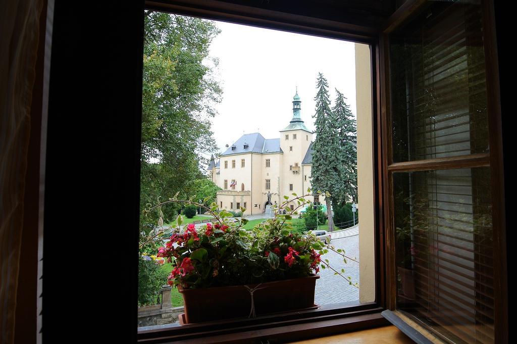 Hotel Garni Na Havlicku Kutna Hora Room photo